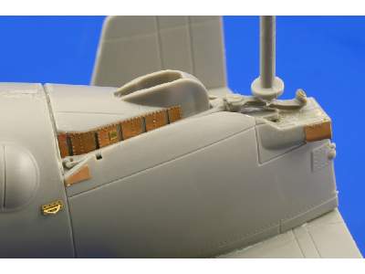 E-2C exterior 1/48 - Kinetic - image 14