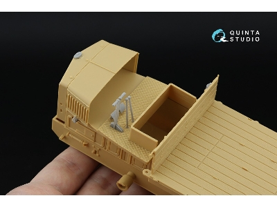 Voroshilovets Tractor - 3d-printed & Coloured Interior On Decal Paper With 3d-printed Resin Parts (For Trumpeter Kits) - image 1