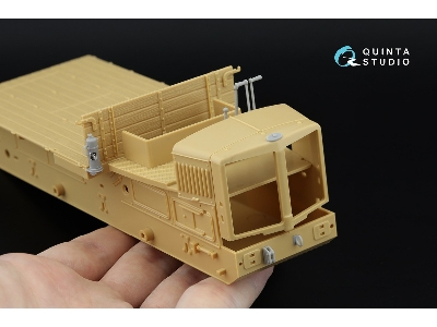 Voroshilovets Tractor - 3d-printed & Coloured Interior On Decal Paper With 3d-printed Resin Parts (For Trumpeter Kits) - image 1