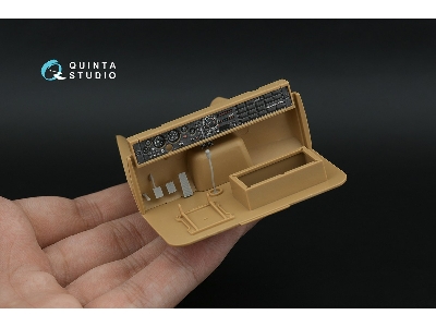 Kraz-260 - 3d-printed & Coloured Interior With 3d-printed Resin Parts (For Takom Kits) - image 7