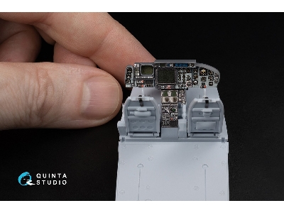 Westland Lynx Hma.8 - 3d-printed & Coloured Interior With 3d-printed Resin Parts (For Airfix Kits) - image 8