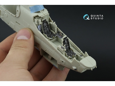 Bell Ah-1 Z Zulu Cobra/Viper - 3d-printed & Coloured Interior On Decal Paper With 3d-printed Resin Parts (For Kitty Hawk Kits) -