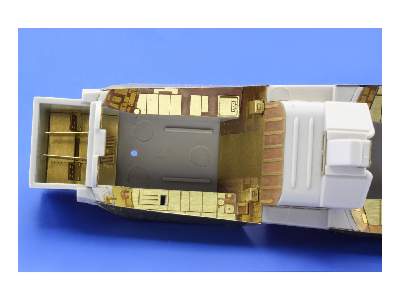 EA-18G interior S. A. 1/32 - Trumpeter - image 10