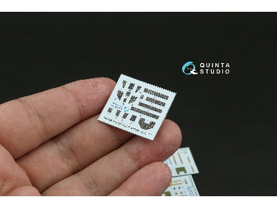 Dassault Mirage 2000 N - 3d-printed & Coloured Interior With 3d-printed Resin Part (For Dream Model Kits) - image 4