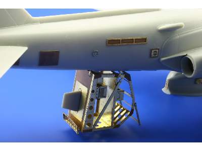EA-6B electronic equipments 1/48 - Kinetic - image 4