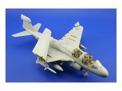 EA-6B exterior 1/48 - Kinetic - image 5