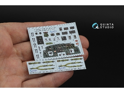 Consolidated  B-24 D/J Liberator - Pilot's Compartment - 3d-printed & Coloured Interior (For Hobby Boss Kits) - image 2