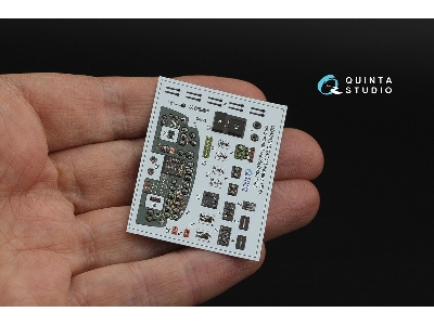 Consolidated  B-24 D/J Liberator - Pilot's Compartment - 3d-printed & Coloured Interior (For Hobby Boss Kits) - image 3