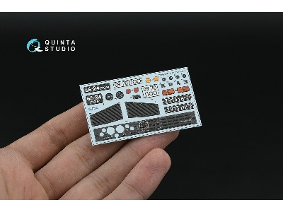 Kraz-260 - 3d-printed & Coloured Interior Small Version (For Takom Kits) - image 3