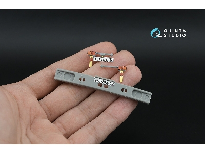 Kraz-6322 - 3d-printed & Coloured Interior Small Version (For Takom Kits) - image 8