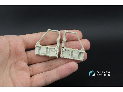 Sikorsky SН-60 B Seahawk - 3d-printed & Coloured Interior Small Version (For Kitty Hawk Kits) - image 10