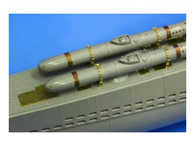 I-53 floor plates 1/72 - Lindberg - image 2