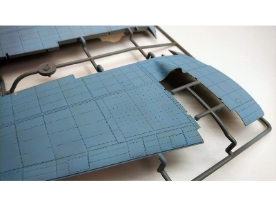 German Wwii Bomber Heinkel He-111 H-6 - image 6