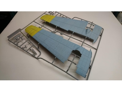 German Wwii Bomber Heinkel He-111 H-6 - image 7