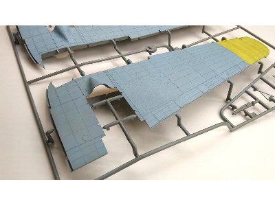 German Wwii Bomber Heinkel He-111 H-6 - image 8