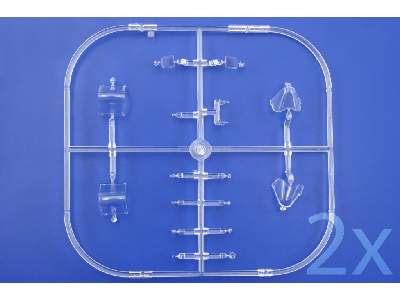 F6F ROYAL CLASS 1/48 - image 10