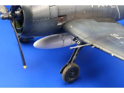 F6F ROYAL CLASS 1/48 - image 33