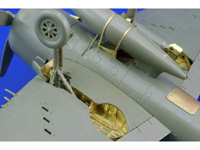 F6F undercarriage 1/48 - Eduard - image 3