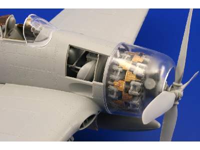 F8F exterior 1/32 - Trumpeter - image 8