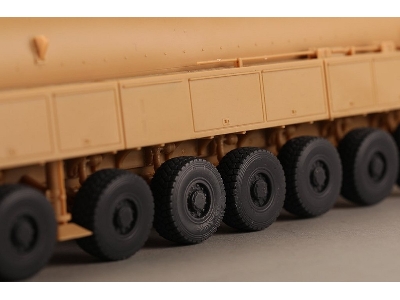 Chinese Df-61 Icbm - image 19