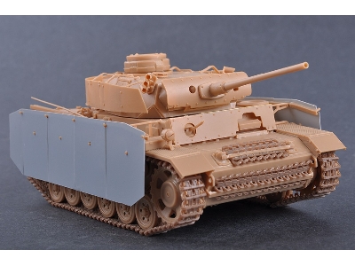 Pz.Kpfw.Iii Ausf.M - image 24