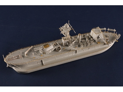 Hms Lord Clive - Royal Navy Monitor - image 13