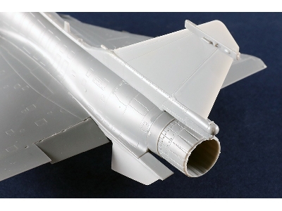 Paf J-10ce Multi-role Fighter & Iaf Rafale 2 In 1 - image 12