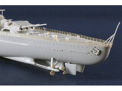 German Battle Cruiser Scharnhorst - image 7