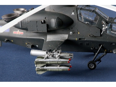 Chinese Z-10 G Attack Helicopter - image 12