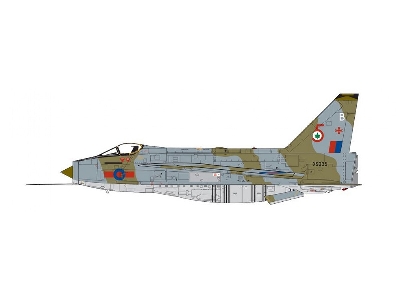 English Electric Lightning F.6 - image 10