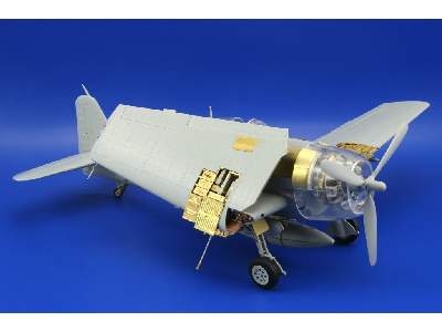 F6F-5 exterior 1/32 - Trumpeter - image 4