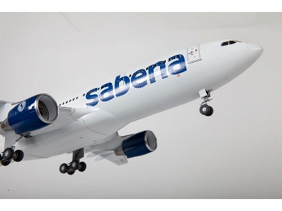 Civil Airliner Airbus A330-200 - image 3