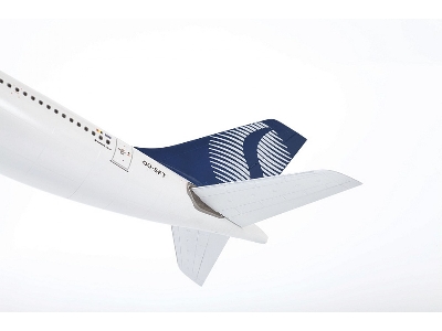 Civil Airliner Airbus A330-200 - image 5