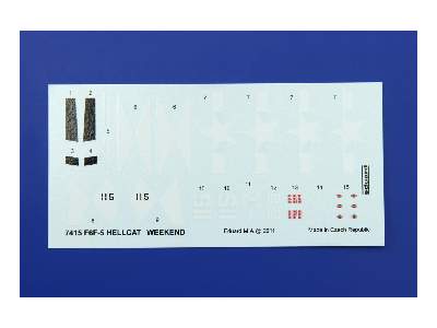 F6F-5 Hellcat 1/72 - image 8