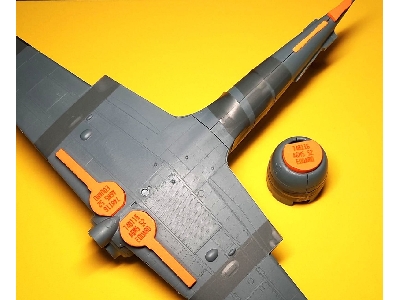 Mitsubishi A6m5 Zero Model 52 - Wheel Bay Plugs (For Eduard Kits) - image 2