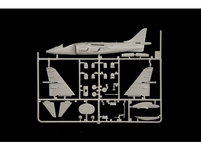 AV-8B Harrier II - image 8