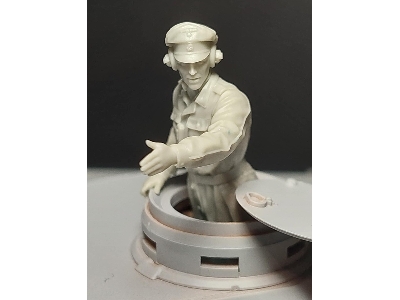 Waffen Ss Panther Commander (Operation Zitadelle / 1 Figure) - image 1