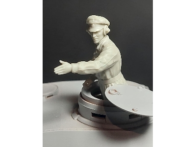 Waffen Ss Panther Commander (Operation Zitadelle / 1 Figure) - image 3