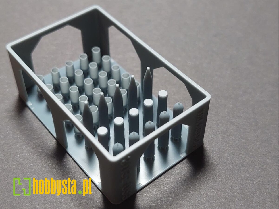 British Wwii 95mm Tank Howitzer Ammo - image 1