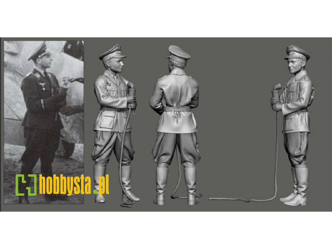 German Wwii Luftwaffe Ground Crew - Microphone Man - image 1