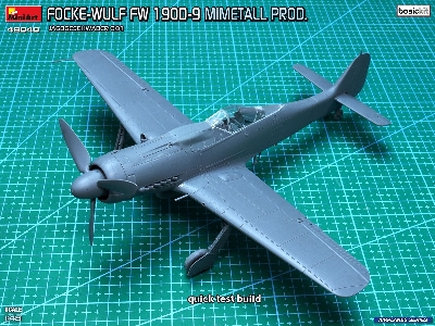 Focke Wulf Fw-190 D-9 - Mimetall Production Jagdgeschwader 301  (Basic Kit) - image 7
