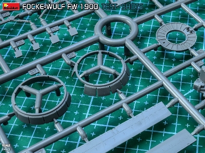 Focke Wulf Fw-190 D-9 - Mimetall Production Jagdgeschwader 301  (Basic Kit) - image 16