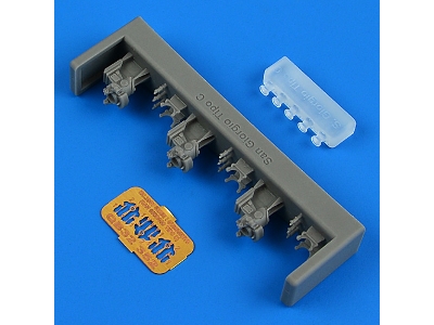 Macchi C.205v Serie I - Gunsight / San Giorgio Tipo C (For Italeri Kits) - image 1