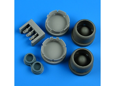 Consolidated Pby-3 / Pby-4 Catalina - Correct Cowlings Opened Flaps (For Academy / Hobby 2000 Kits) - image 1