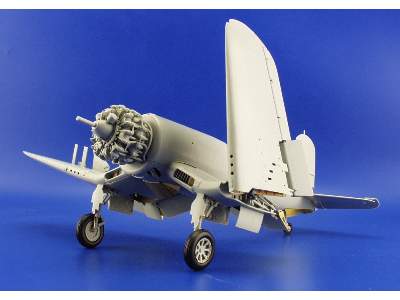 F4U-1 exterior 1/32 - Trumpeter - image 5