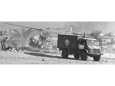 Unimog S 404 Krankenwagen - image 11