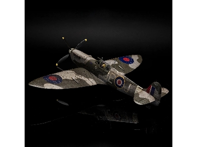 Supermarine Spitfire Mk Ixc En398 - image 2