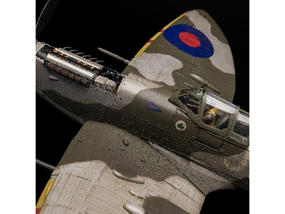 Supermarine Spitfire Mk Ixc En398 - image 9