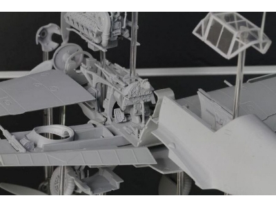 Messerschmitt Bf109E-4 - image 11