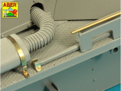 Pz.Kpfw. I, Ausf.A or Ausf.B (Sd.Kfz. 101) Tool & Equipment holders - image 10